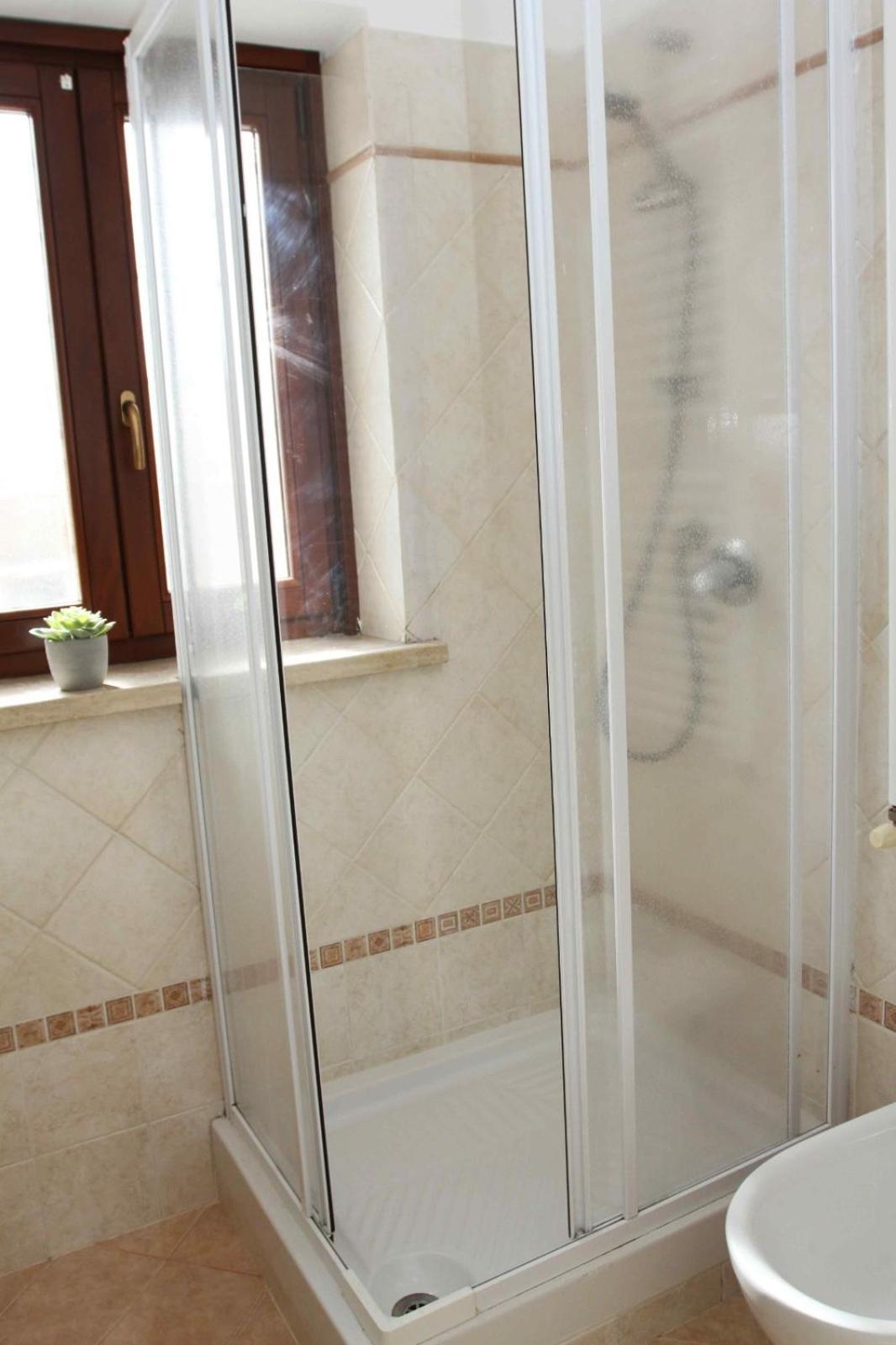 La Perla Del Mare - 9 Minutes From Fco Airport - Free Wifi E Netflix Apartment Фиумичино Екстериор снимка